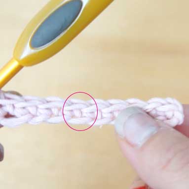 埼玉県所沢市のかぎ針編み教室pomponnerが細編みを教える画像