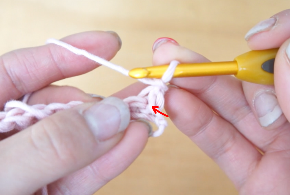 埼玉県所沢市のかぎ針編み教室pomponnerが細編みから立ち上がりを説明する画像
